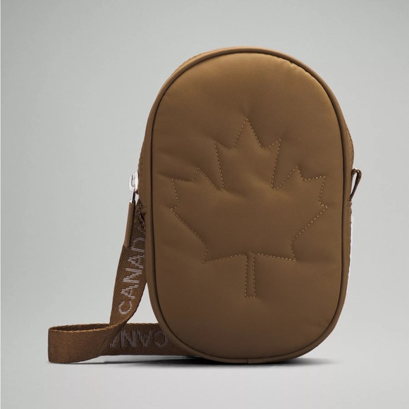 Lululemon Team Canada 2022 Legacy Crossbody Bag - Beige (Artifact) - Picture 1 of 6